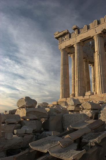 Starożytna Grecja, architekuura, architekci - obrazy - 800px-Parthenon_from_south.jpg