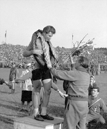 Skany - Stanisław Królak - pierwszy polski zwycięzca Wyścigu Pokoju 1956 r..jpg